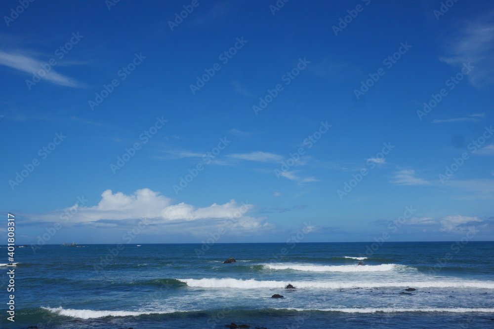 青空と海