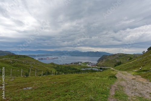 Norwegen - Hammerfest - Wanderweg photo