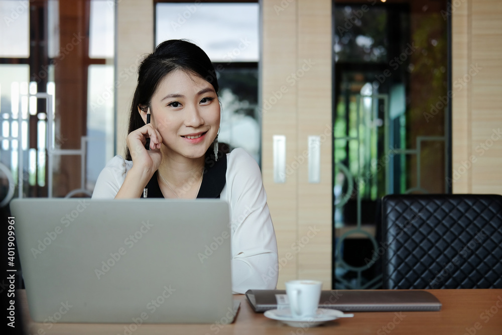 Business people discussing their project in meeting room at modern office.
Business people discussing their project in meeting room at modern office.
