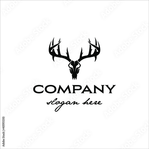 Deer skull with classic and simple design