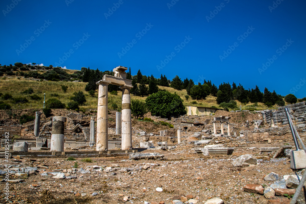 Fototapeta premium Ephesus was an ancient Greek city located on the western coast of Anatolia, within the borders of the Selcuk district of today's İzmir province.