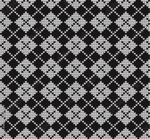 Seamless vector geometric pattern knitted black and white © lililia