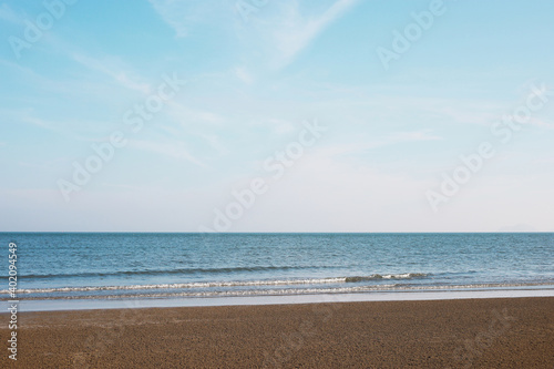 Fototapeta Naklejka Na Ścianę i Meble -  Beautiful tropical beach , beach and sea in Thailand