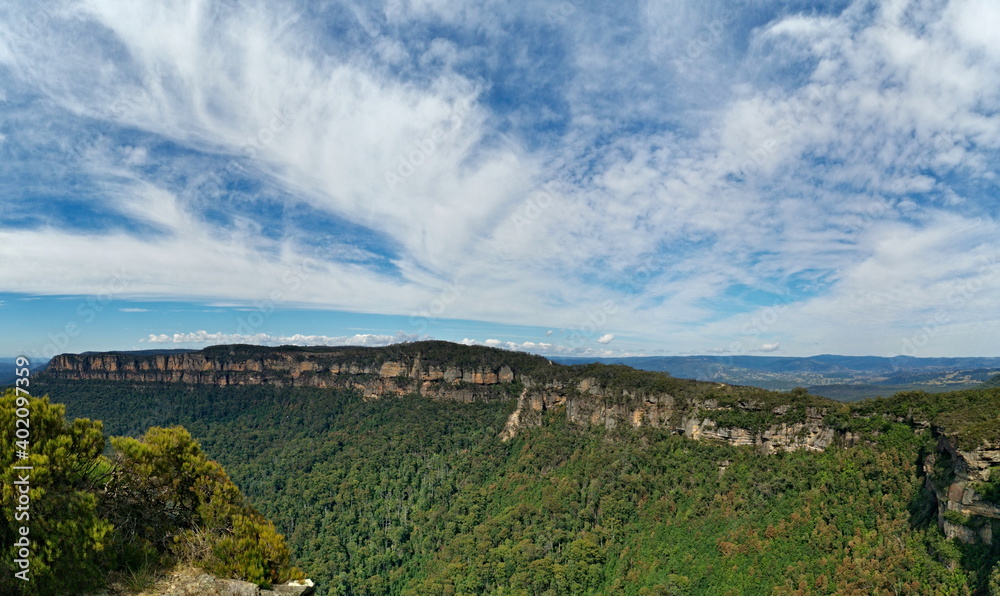 Beautiful panoramic view of mountains and valleys, Landslide Lookout, Blue Mountain National Park, New South Wales, Australia
