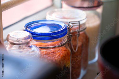 Close cup glass bottle food container