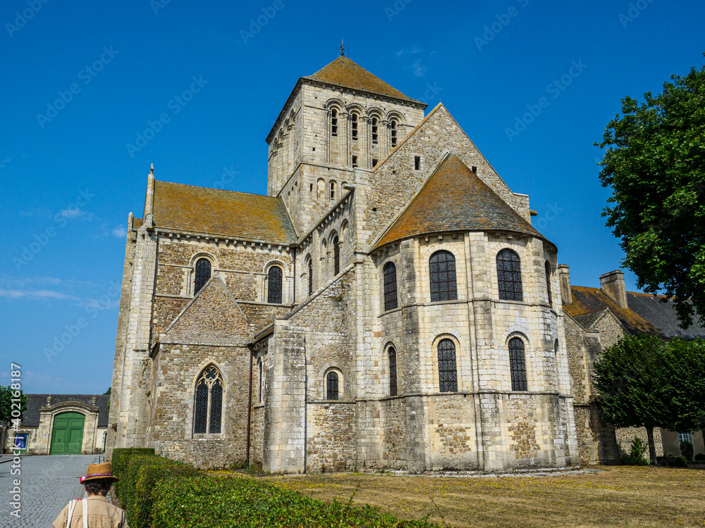 abbatiale de Lessay dans la Manche en France