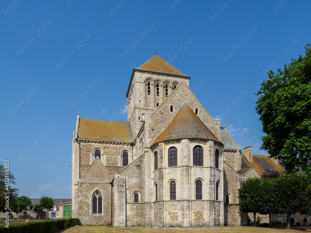 abbatiale de Lessay dans la Manche en France