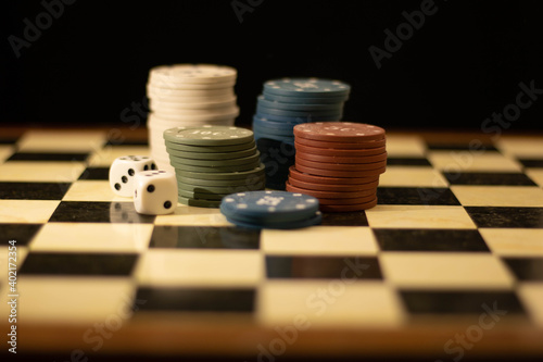 chess board game (ID: 402172354)