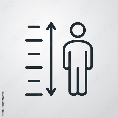 Medir la altura. Icono silueta hombre con regla y flechas con lineas en fondo gris