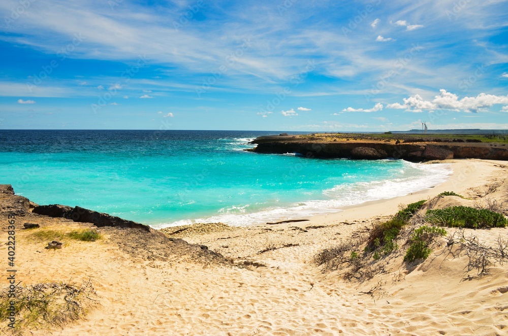 Playa Chikitu, beautiful beach on the caribbean island of bonaire, snorkel and dive site on the island. Enjoy the relaxation in the sand by the sea
