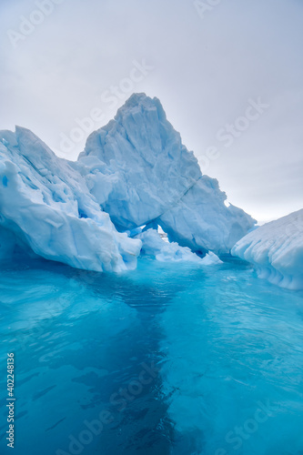 hielos a la deriva en la antartica / drifting ice in the antarctic
