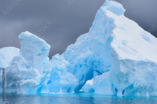 hielos a la deriva en la antártica 