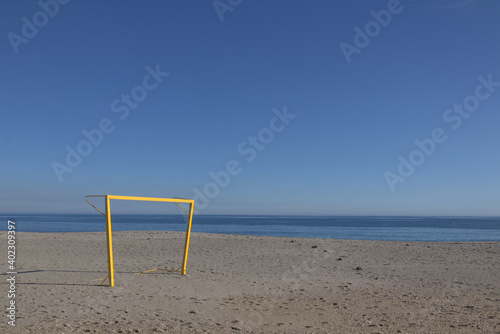 Fußballtor an einem Strand in Spanien © Christian