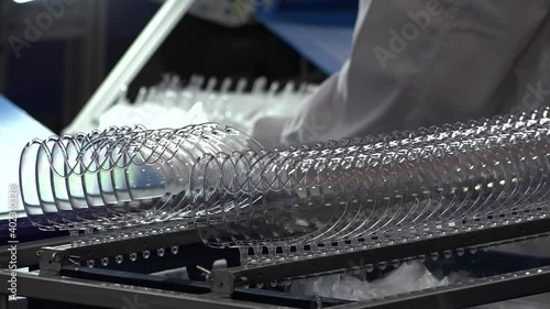 Equipment for the production of plastic glasses for safety glasses.