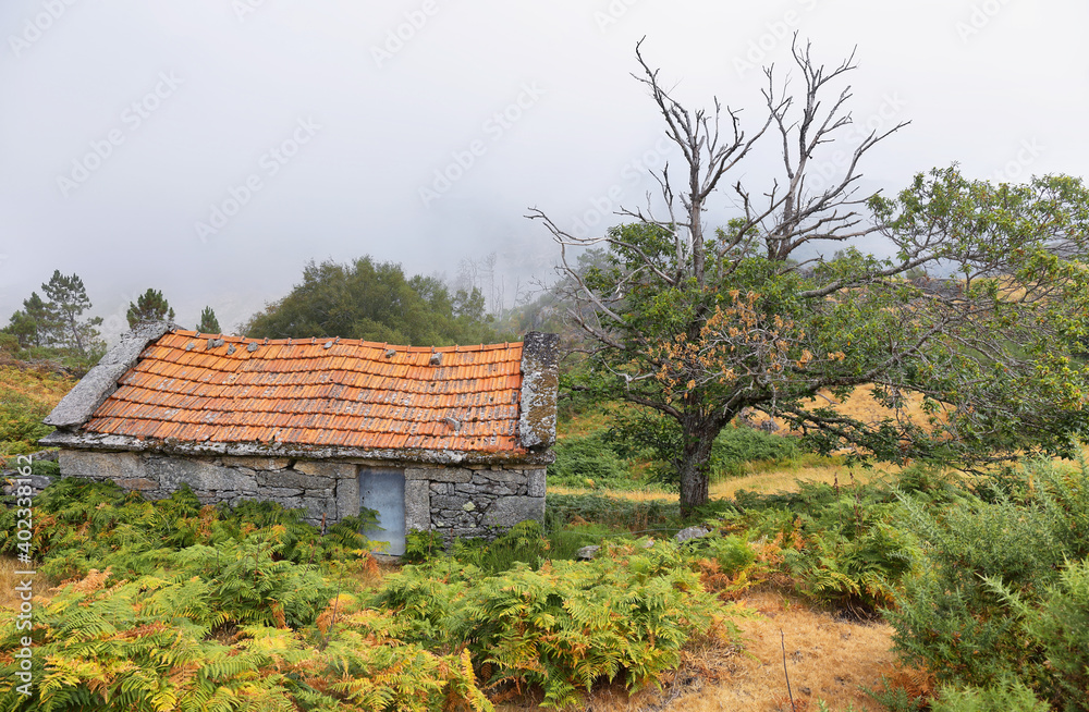 Old Stone Little House in the mountains for the shepards, Sistelo, Portugal Old Stone Little House in the mountains for the shepards, Sistelo, Portugal