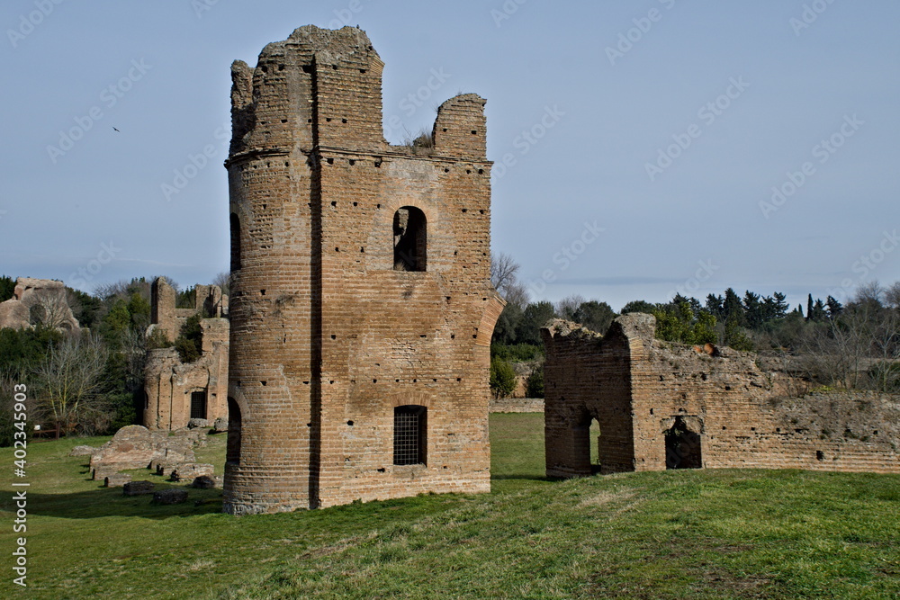 Rovine lungo la Via Appia