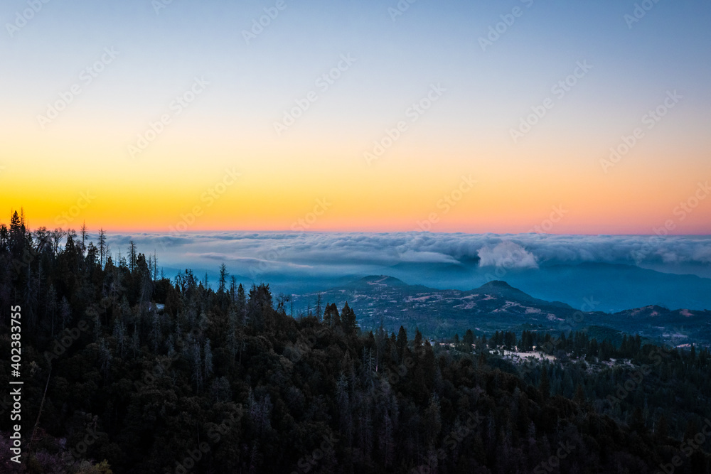 Obraz premium sunset in the mountains