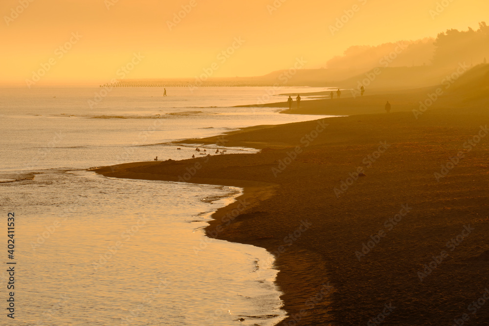 custom made wallpaper toronto digitalSonnenaufgang am Nordstrand im Ostseebad Prerow auf dem Darß, Fischland-Darß-Zingst, Mecklenburg Vorpommern, Deutschland