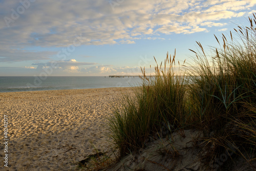 Sonnenaufgang am Nordstrand im Ostseebad Prerow auf dem Dar    Fischland-Dar  -Zingst  Mecklenburg Vorpommern  Deutschland