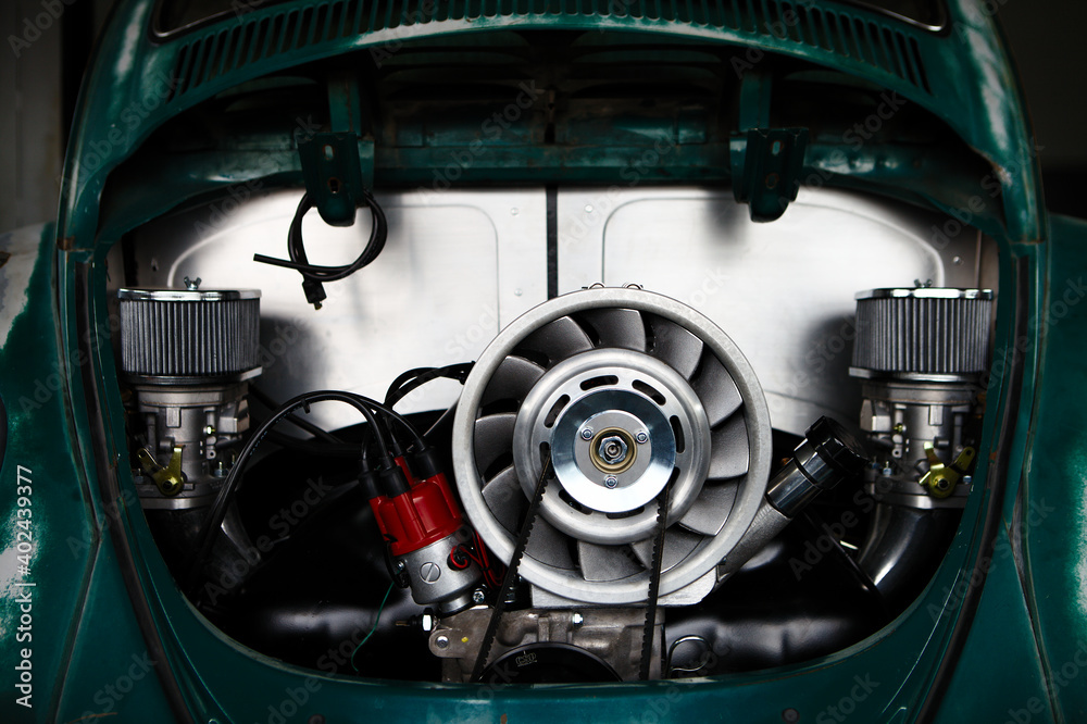 Fototapeta premium Boxermotor von hinten keine Verblechung