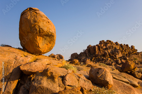 Fototapeta Naklejka Na Ścianę i Meble -  Montañas Branberg, Desierto del Namib, Namibia, Africa