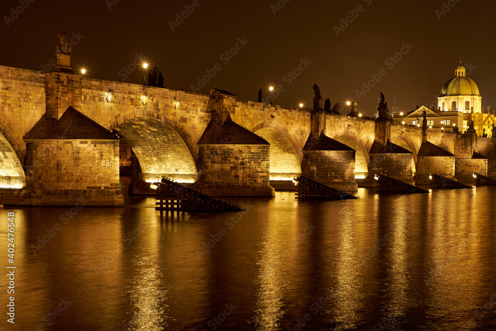 Karlsbrücke-Prag