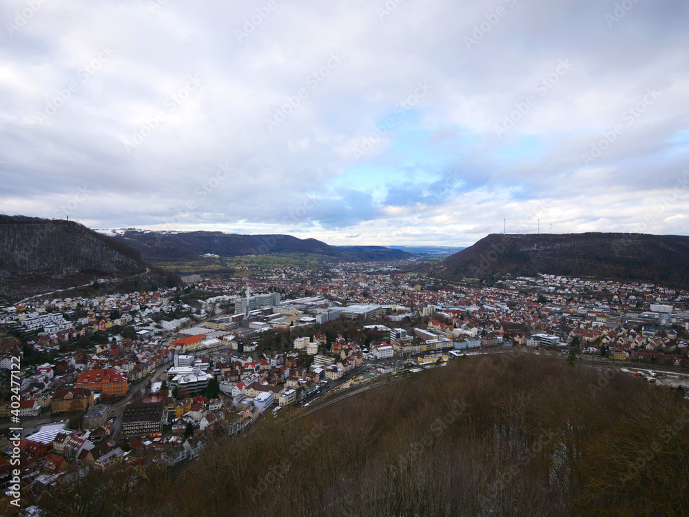 Geislingen, Deutschland: Winterlicher Blick über die Stadt