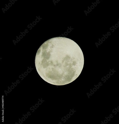 A Lua cheia clareando a noite !!!