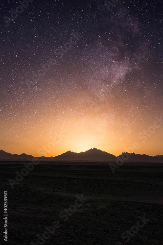 Milchstraße in der arabischen Wüste in Ägypten