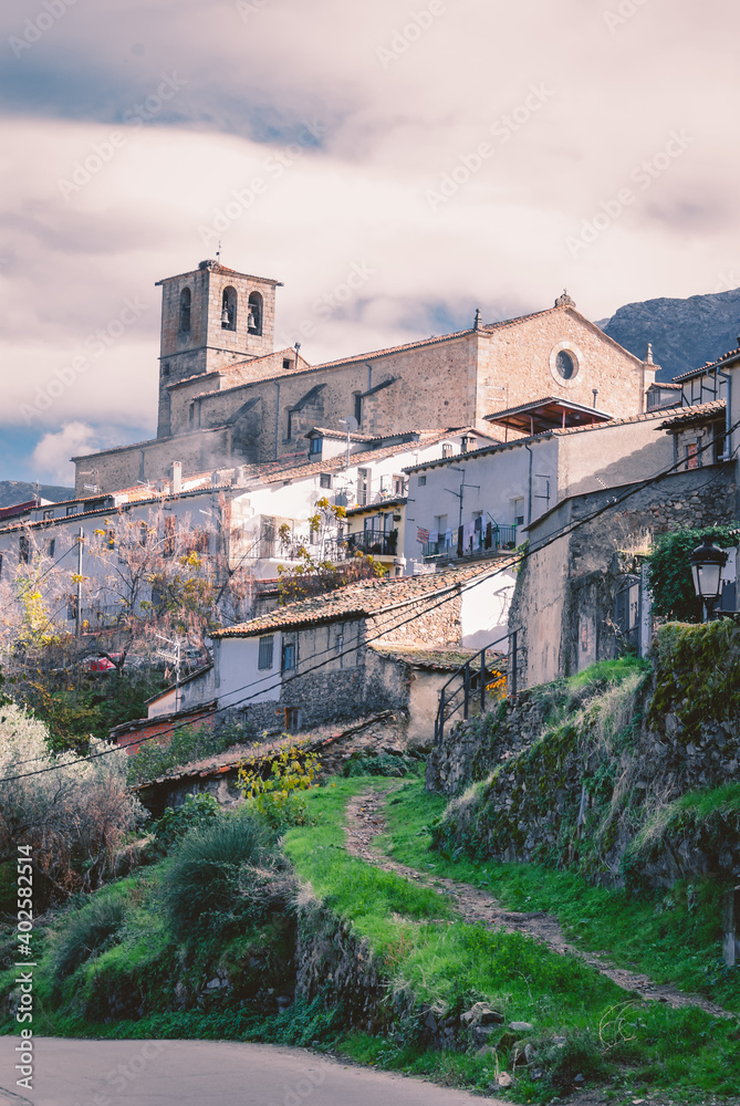 Naklejka premium Village of Hervas, Extremadura, Spain
