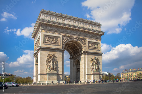 Arco de Triunfo de París - Arc de Triomphe Paris © Isaias