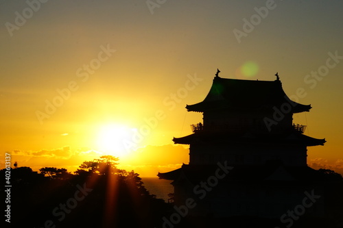 Wallpaper Mural 小田原城と初日の出 Torontodigital.ca