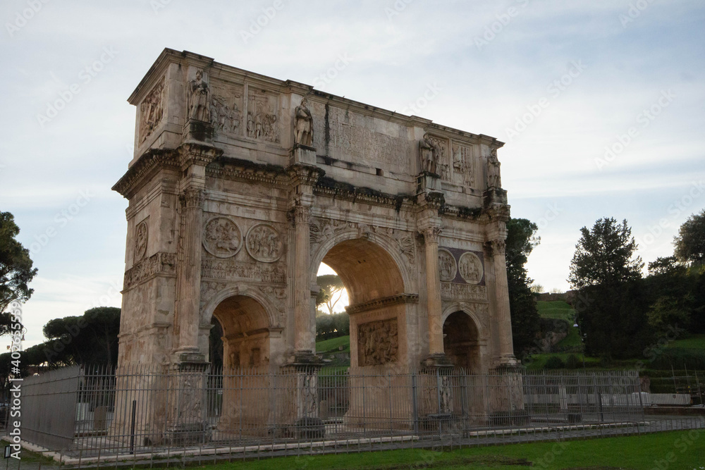 Arch of Constantine ( Arco di Costantino ) , A 21m-high Roman structure made up of 3 arches decorated with figures and battle scenes.Rome,Italy.