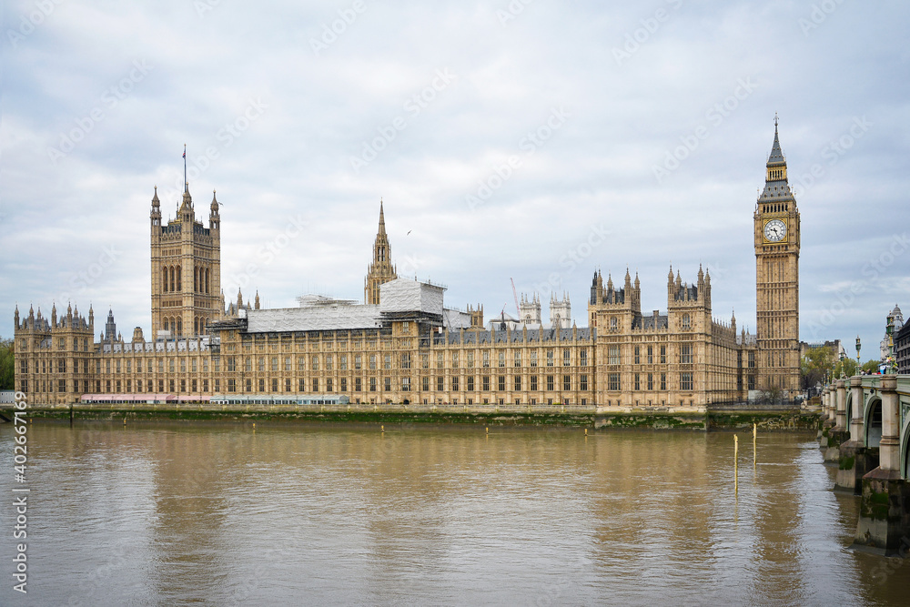 Panoramic landscape of River Thames and Palace of Westminster with Big Ben from Westminster Bridge. London, UK.