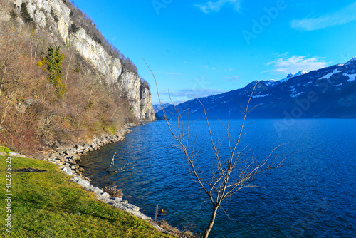 Walensee / Kanton St. Gallen - Schweiz photo