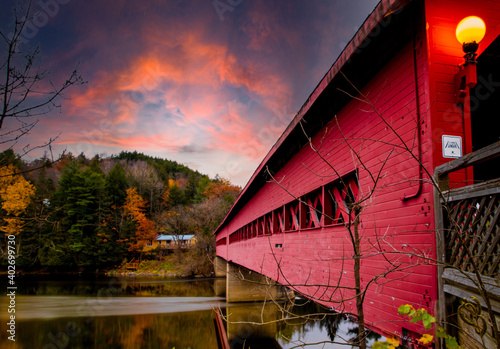 Bild auf Leinwand Pont rouge