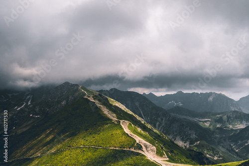 Fototapeta Naklejka Na Ścianę i Meble -  Kasprowy Wierch Tatry góry szczyt ścieżka park