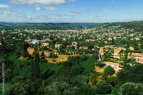 VPetit village