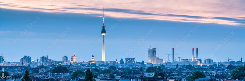 Berlin skyline panorama with tv tower - obrazy, fototapety, plakaty 