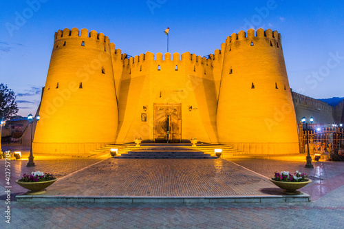 Tableau sur toile Citadel walls in Khujand, Tajikistan