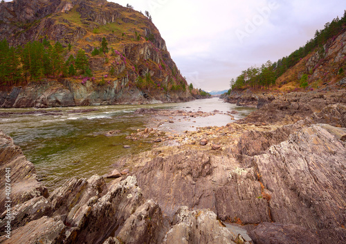 Sharp rocks on the Bank of Katun