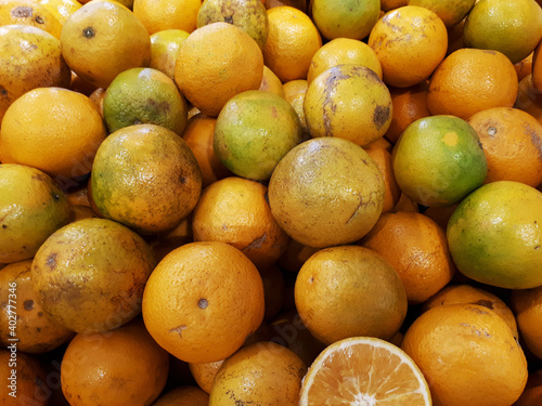 Caja de naranjas