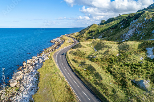 Leinwand Poster Causeway Costal Route with cars, a