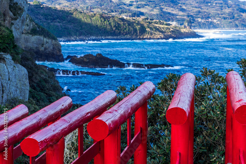君は元乃隅稲成神社へ行ったことがあるかい？もし、まだなら一度行ってみよう！
