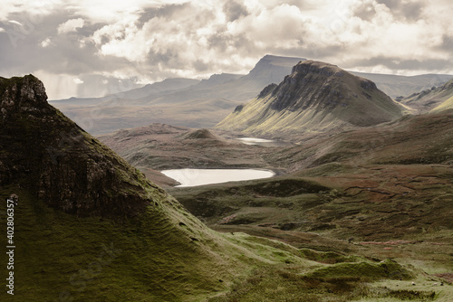 Il Quiraing durante una giornata molto nuvolosa photo