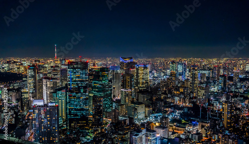 東京の夜景。六本木ヒルズの展望台から見渡す世界最大の巨大都市 photo