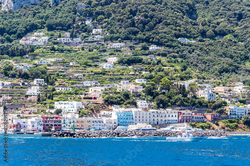 houses on the slopes of capri island