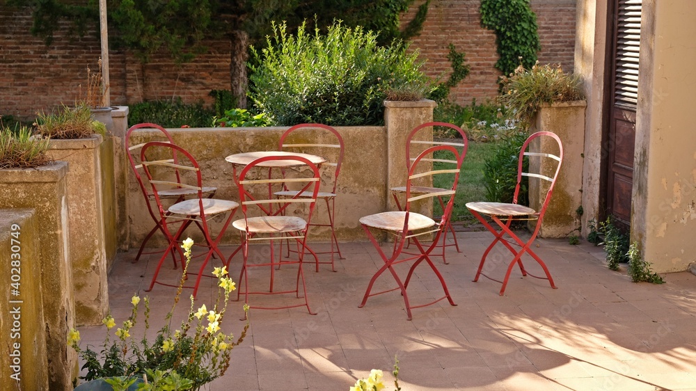 Obraz premium Red and White Vintage Iron Furniture