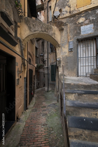 san remo narrow alley