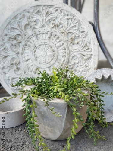 vintage ornaments, concrete art